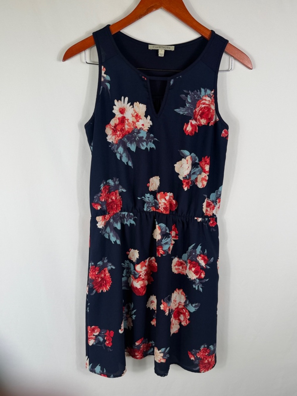 41 Hawthorn Navy Floral Sleeveless Keyhole Cinch Waist Dress. Size S. Lined